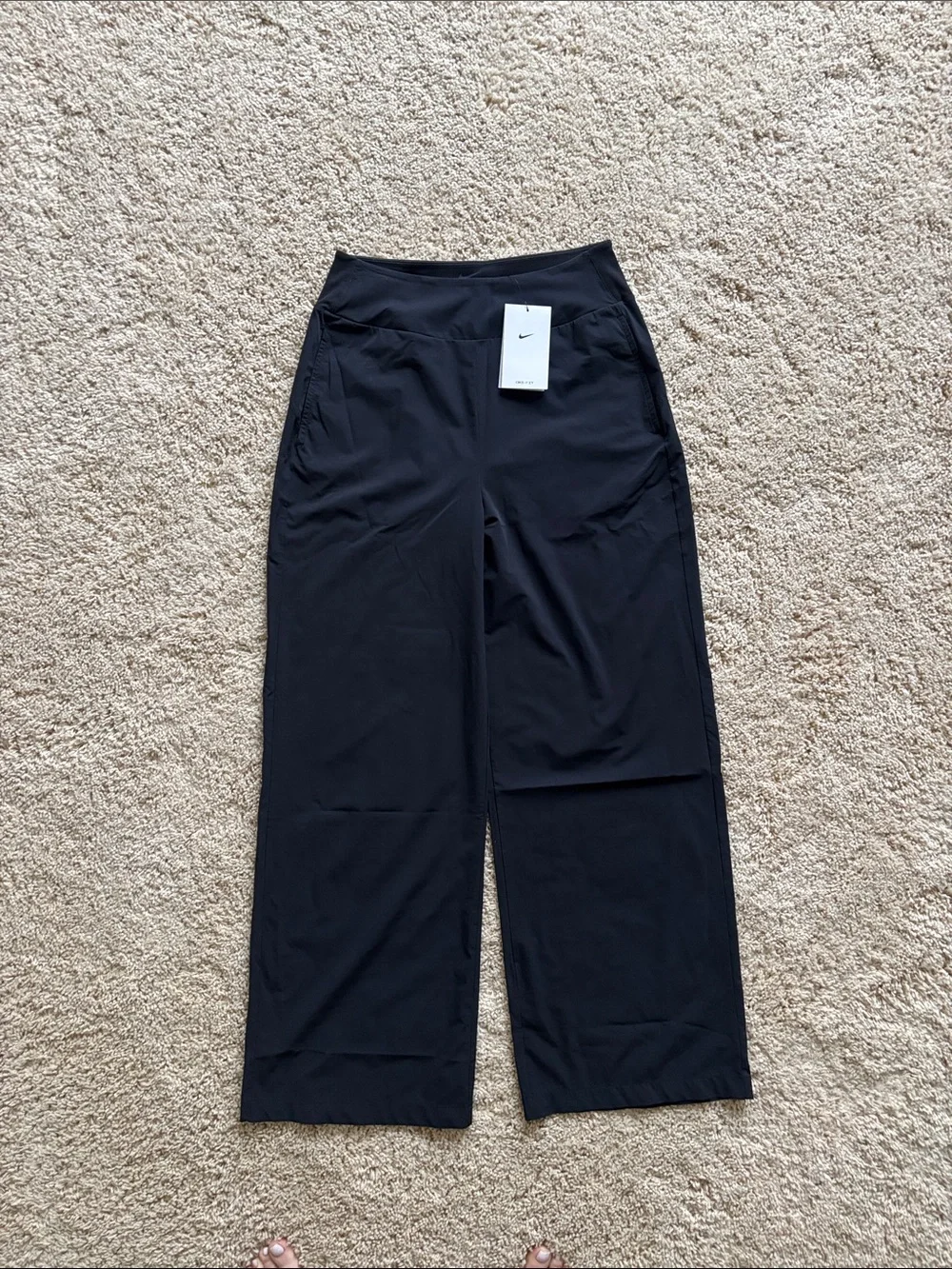 Nike Bliss Dri-FIT Wide-Leg Training Trousers in Black 🖤